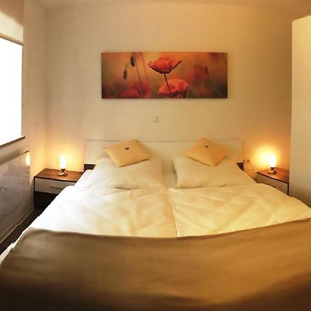 Haus Am Eck - Gaestehaus Und Appartements التوتينغ المظهر الخارجي الصورة