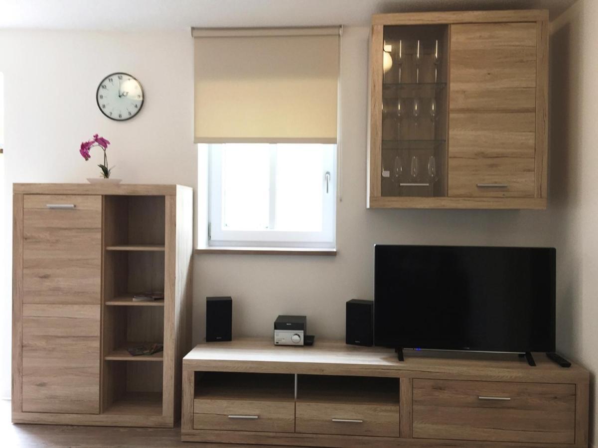 Haus Am Eck - Gaestehaus Und Appartements التوتينغ المظهر الخارجي الصورة
