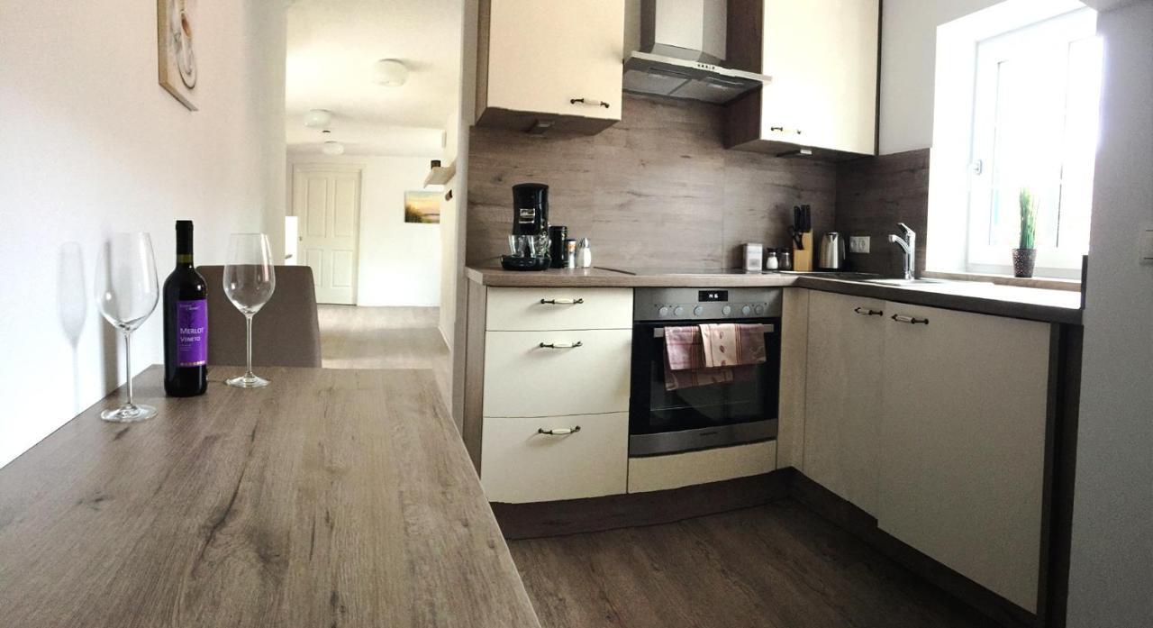 Haus Am Eck - Gaestehaus Und Appartements التوتينغ المظهر الخارجي الصورة